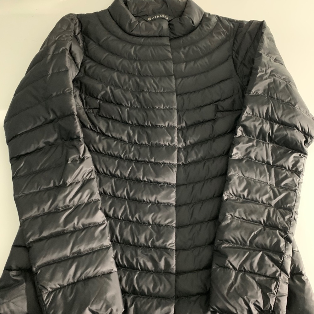 Ladies Athleta puffer jacket